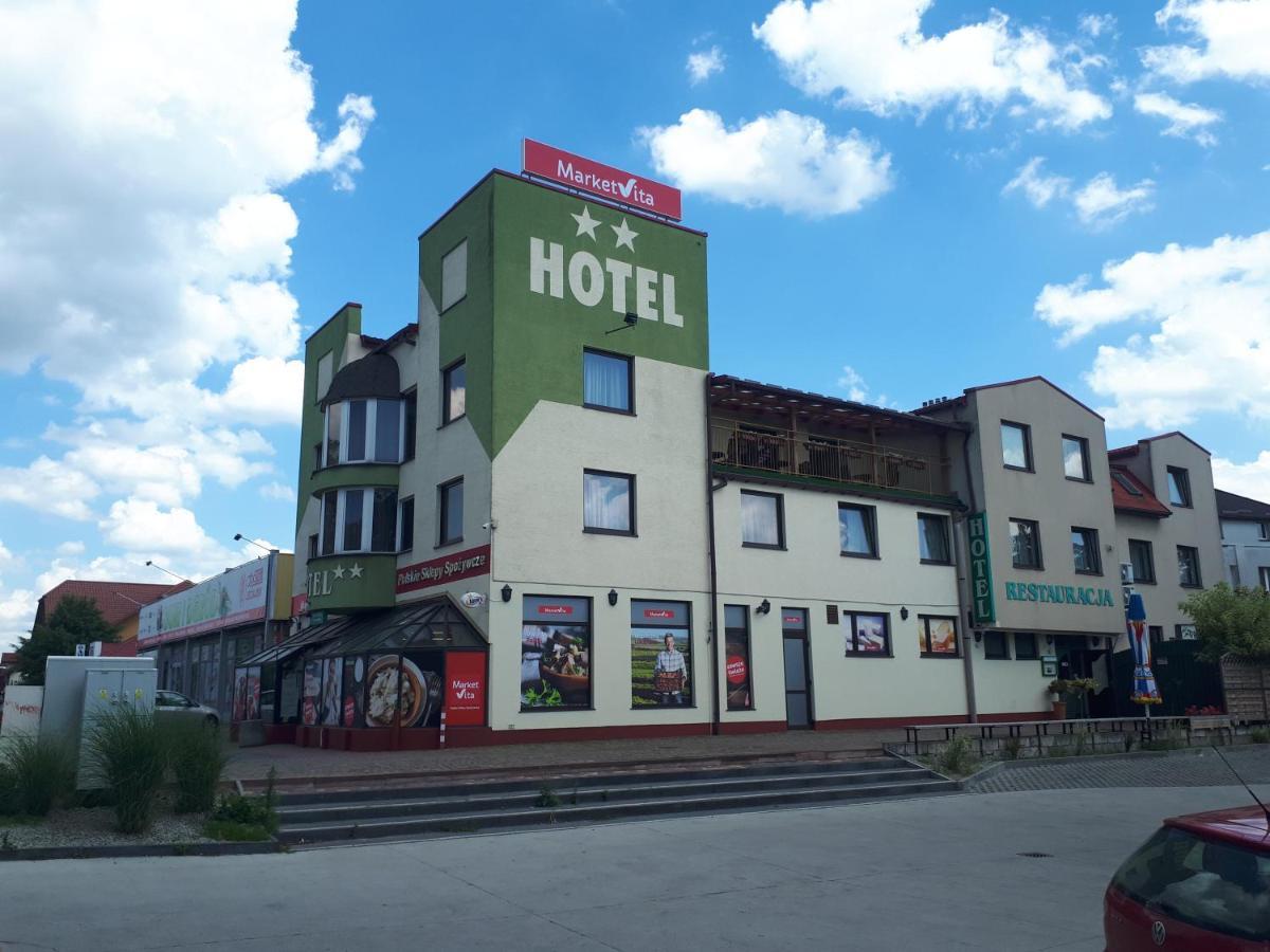 Hotel U Zygmuntow Lezajsk Ngoại thất bức ảnh